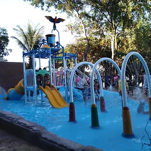 Aldeia Do C204- Com Cozinha , Churrasqueira E Bebidas Liberadas No Parque Aquatico, Internet Banda Larga, Ponto Recarga De Carro Eletrico , Caldas Novas Brasil